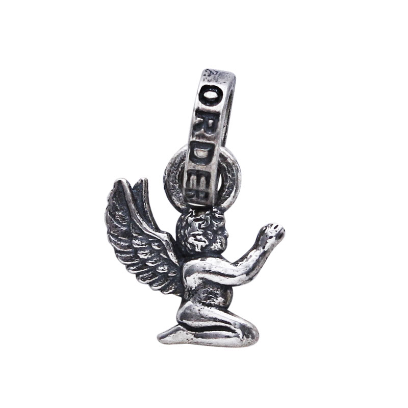 KNEELING ANGEL CHARM | ペンダント,シルバー | ロイヤルオーダー